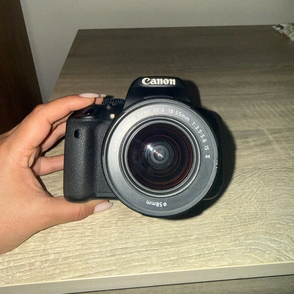 Canon EOS 650D Black Digital Camera